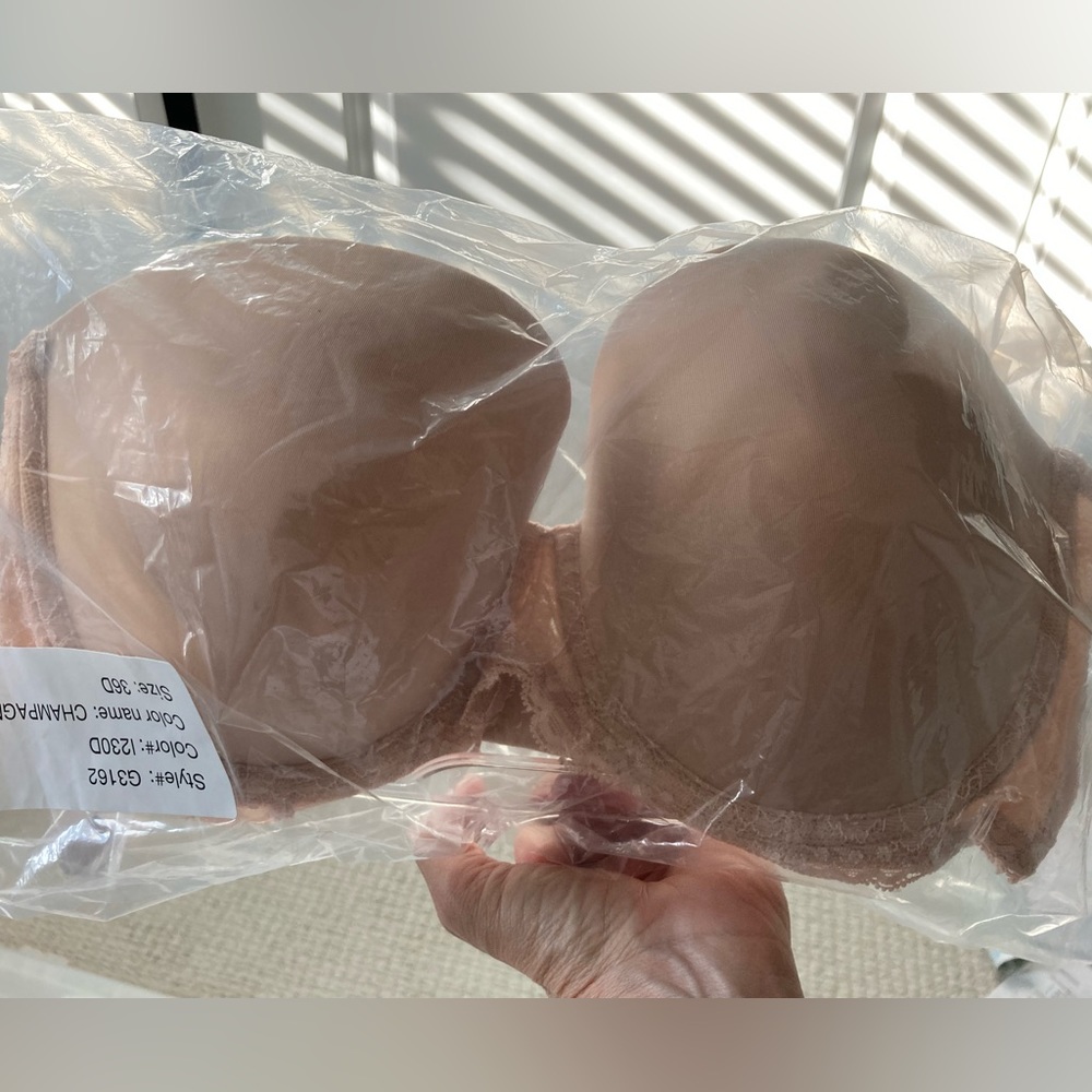 NWT on gossamer strapless bra